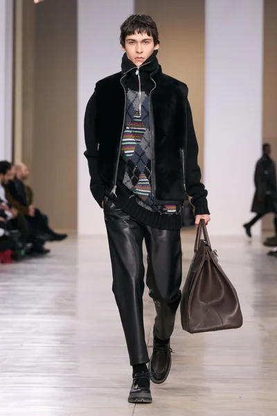 Look 33